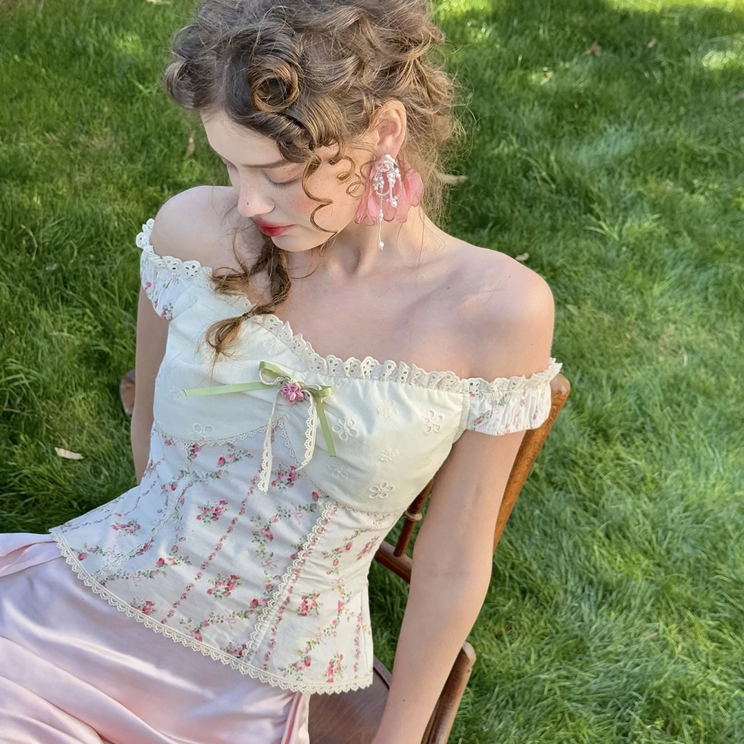 LaceMade 玫瑰蛋糕杯 法式甜美感一字肩碎花上衣收腰显瘦女25年夏