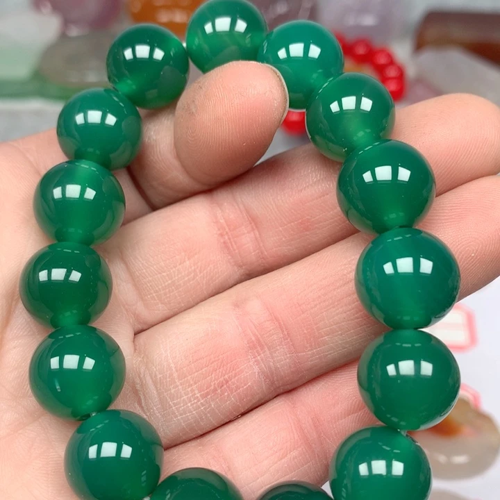 玛瑙/玉髓颈饰未镶嵌人****饭