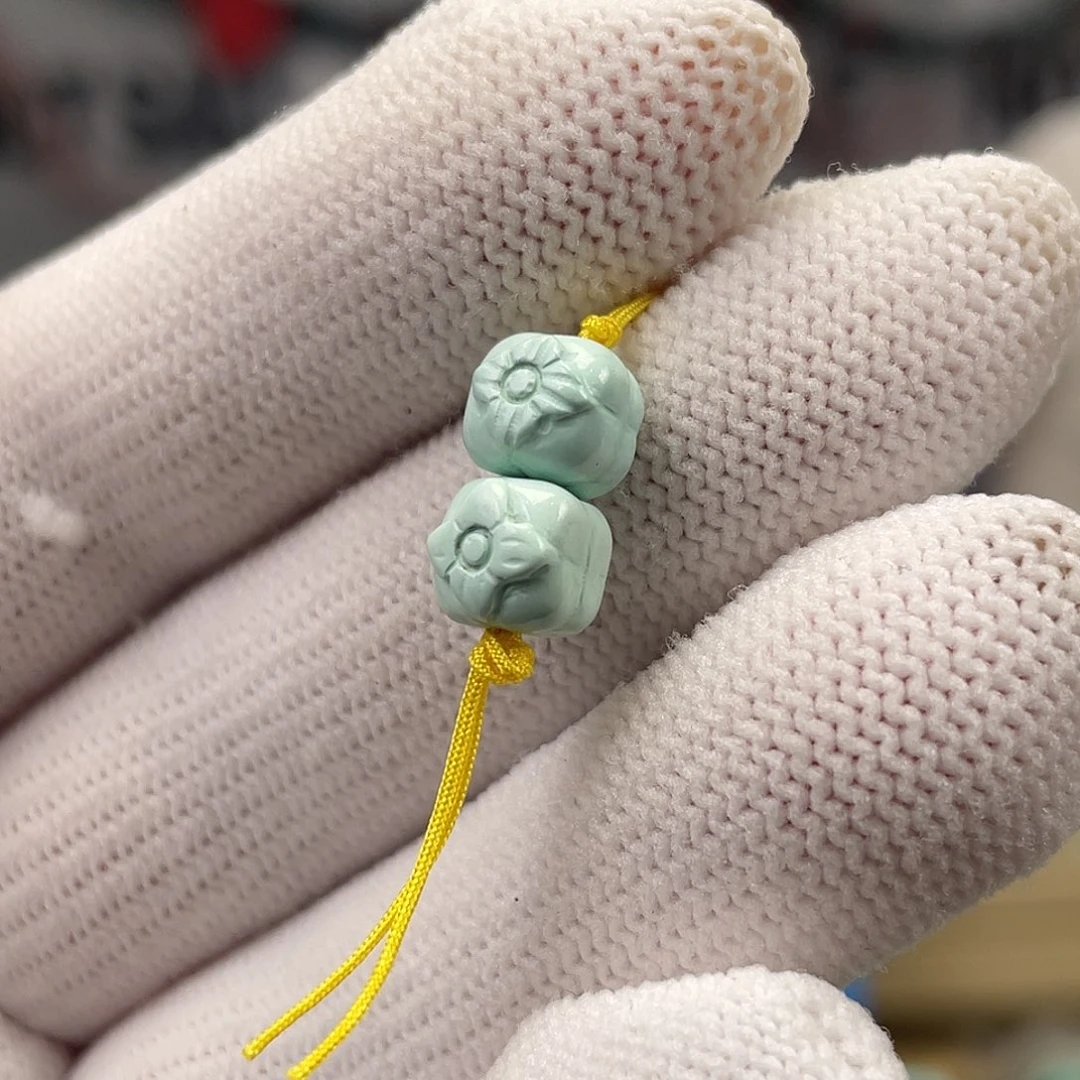 绿松石未镶嵌挂件