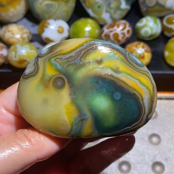 未镶嵌玛瑙/玉髓珠宝半成品116