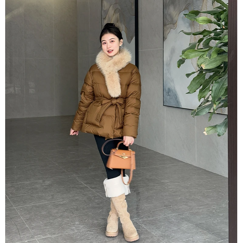 【可可棕里】小娜椒小个子冬季保暖中长款收腰狐狸毛围脖羽绒服女