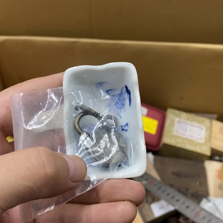 我***仔其他中古工艺品一件