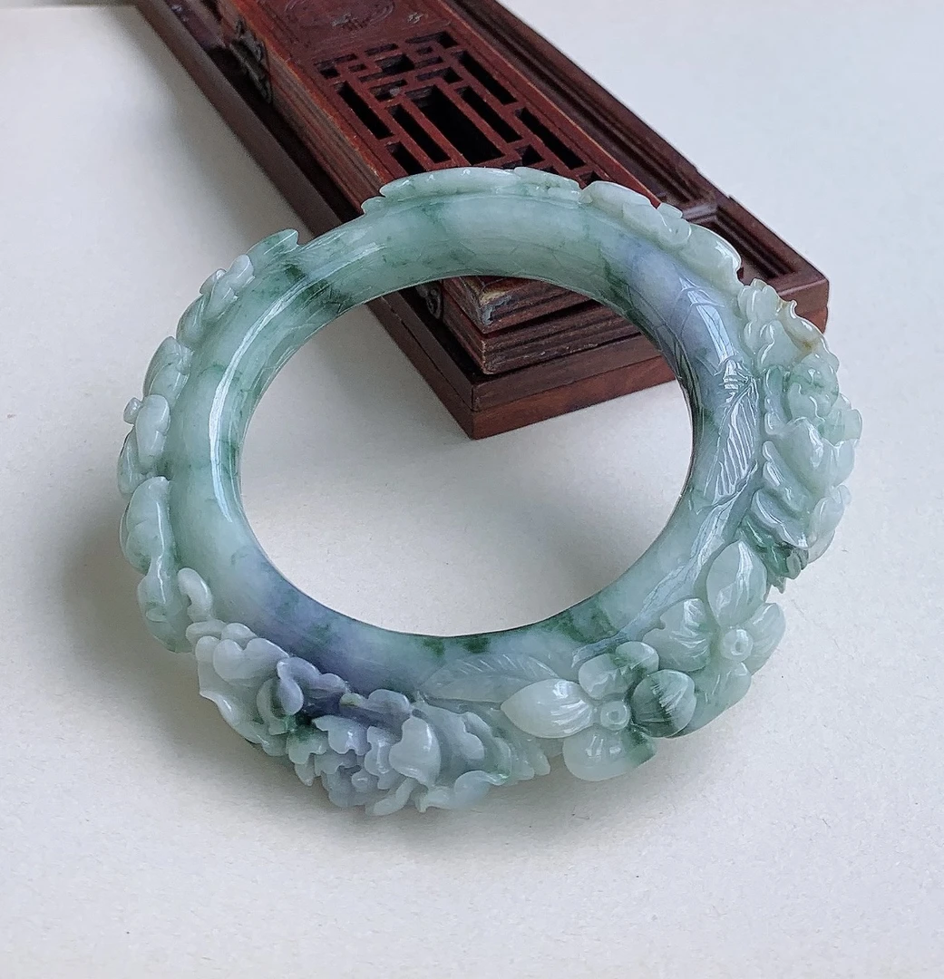 紫罗兰飘花带黄翡福禄寿花开富贵雕花圈口58mm手镯百搭时尚女款