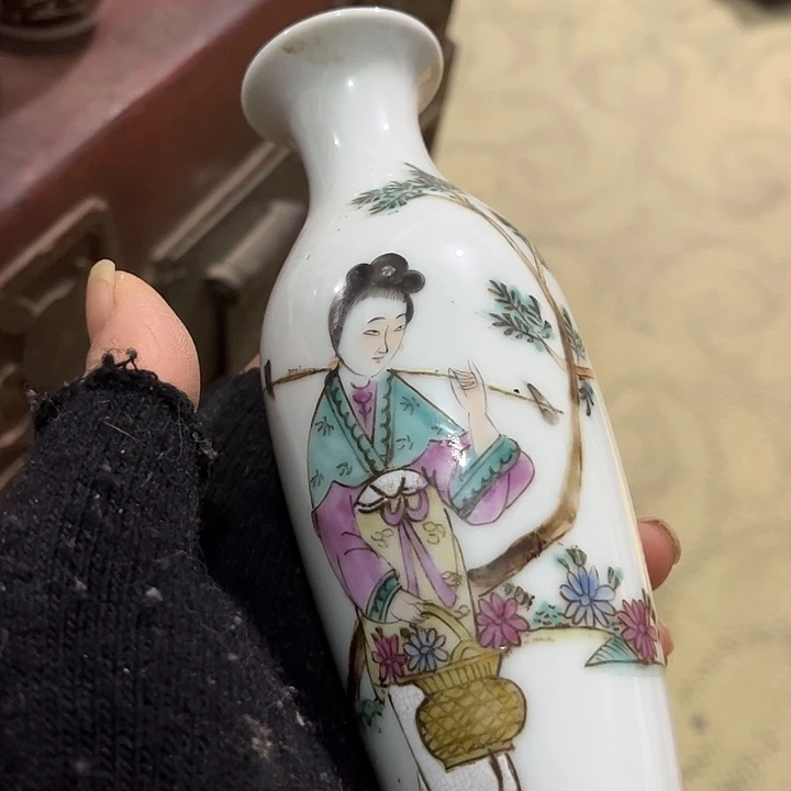 罐 碗 瓶 一个人物小瓶子一个