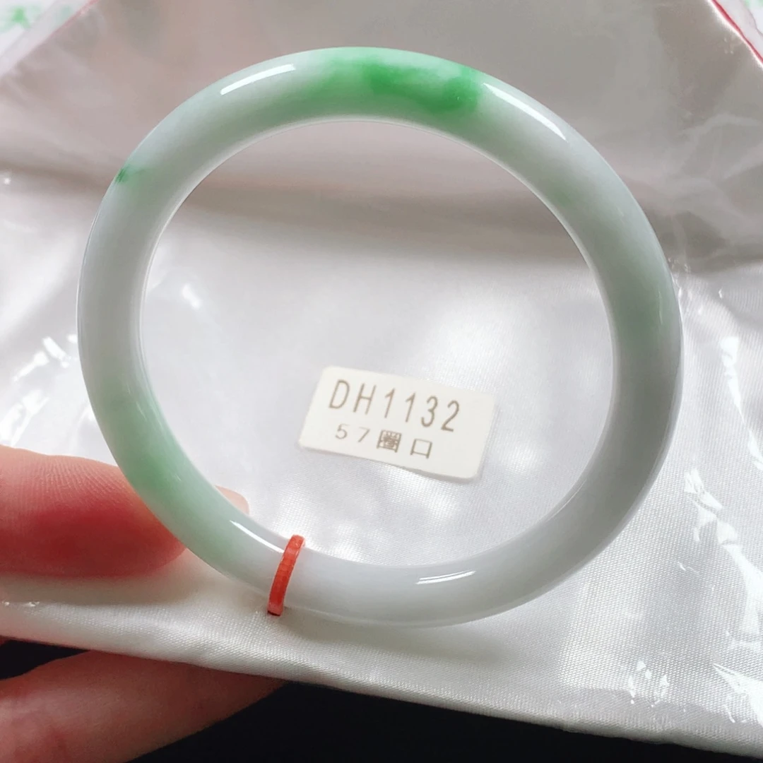 未镶嵌手镯（圆镯）翡翠M****?天然缅甸翡翠dh1132