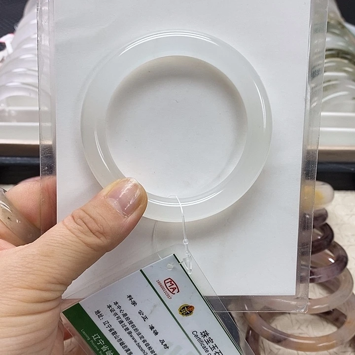 石英质玉（金丝玉）未镶嵌手镯