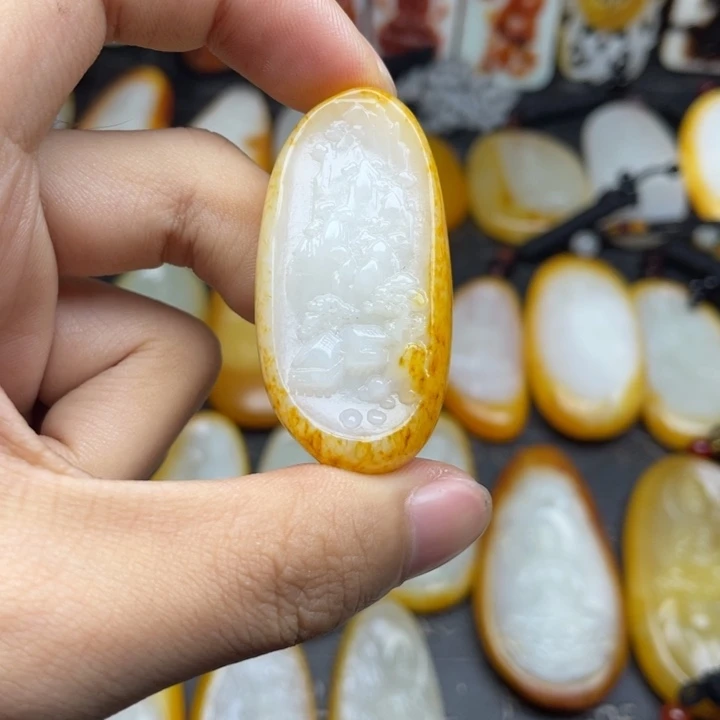 和田玉未镶嵌颈饰