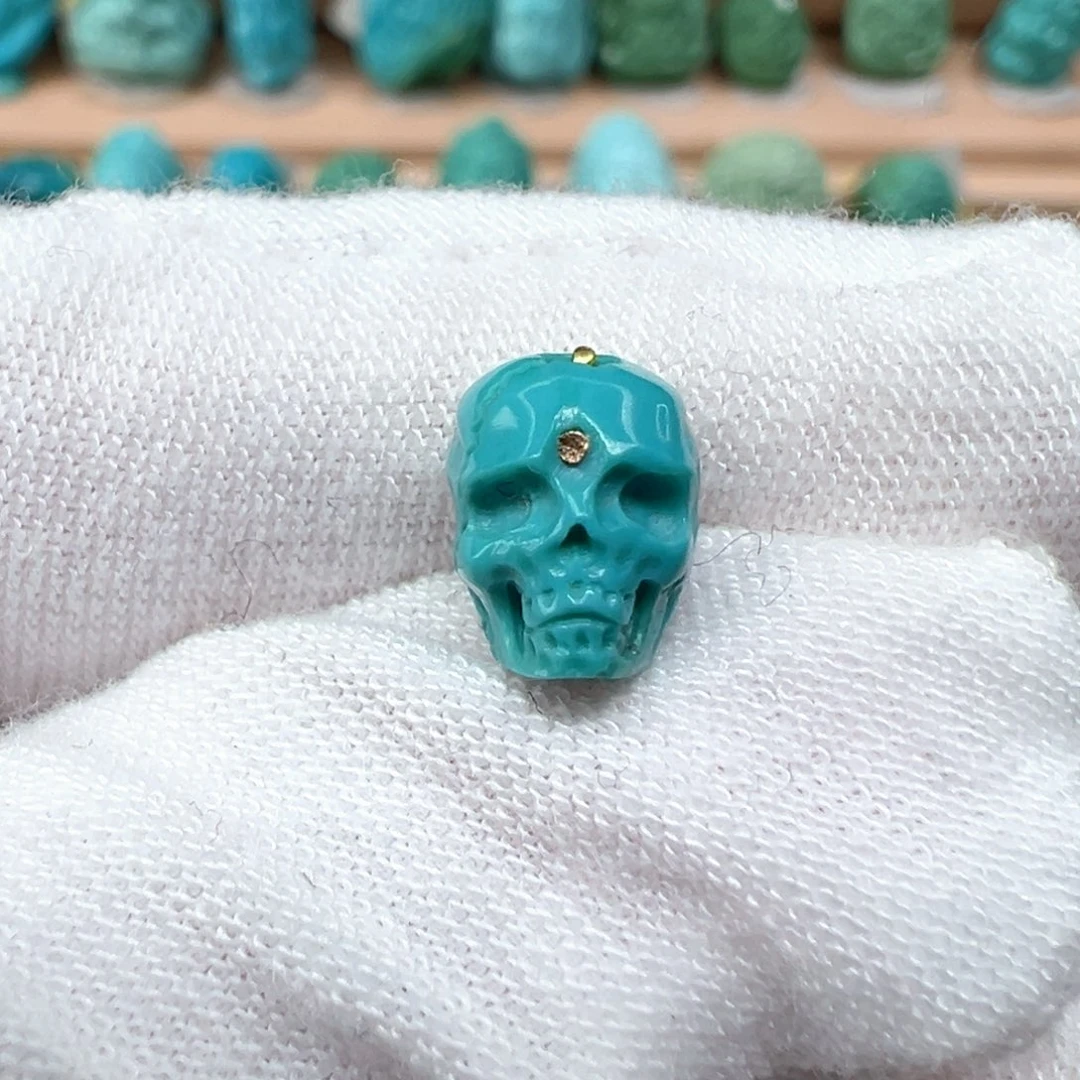 绿松石配饰未镶嵌