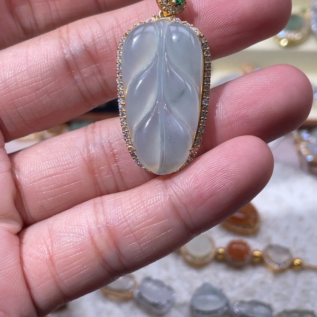 翡翠银S925镶嵌颈饰