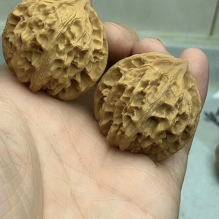 文玩核桃吊坠38灯笼