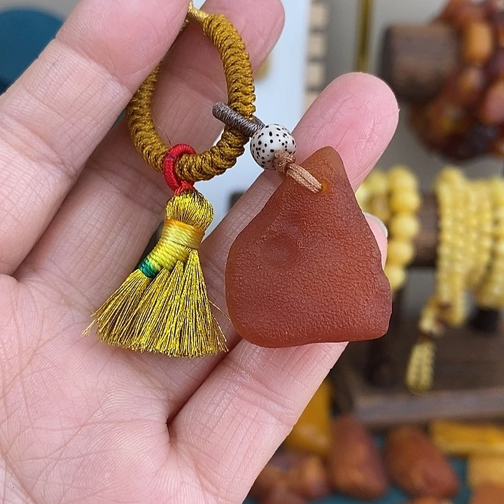 蜜蜡未镶嵌颈饰钥匙扣