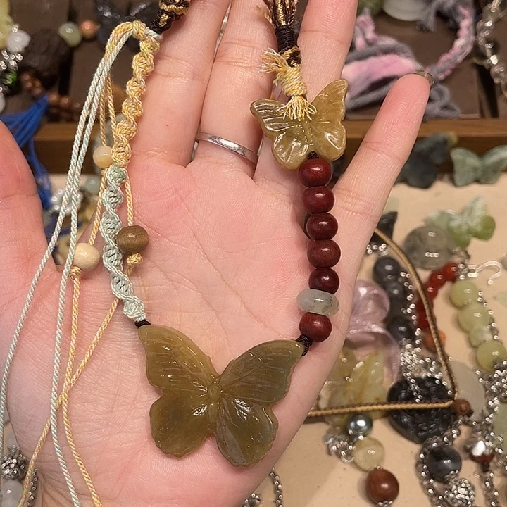 蛇纹石玉合金颈饰