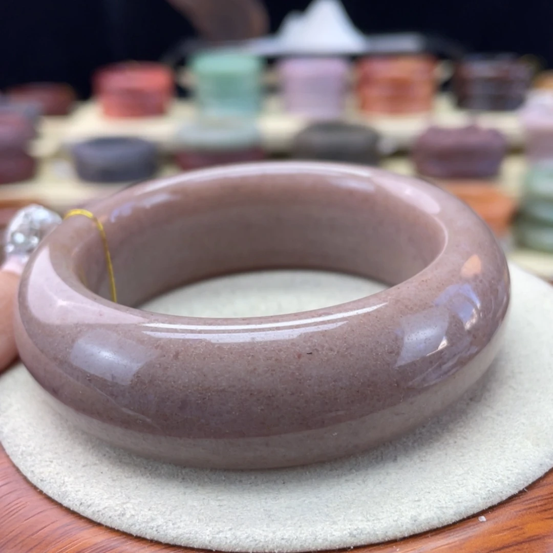 【闪购商品】石英质玉手镯未镶嵌慧****茶