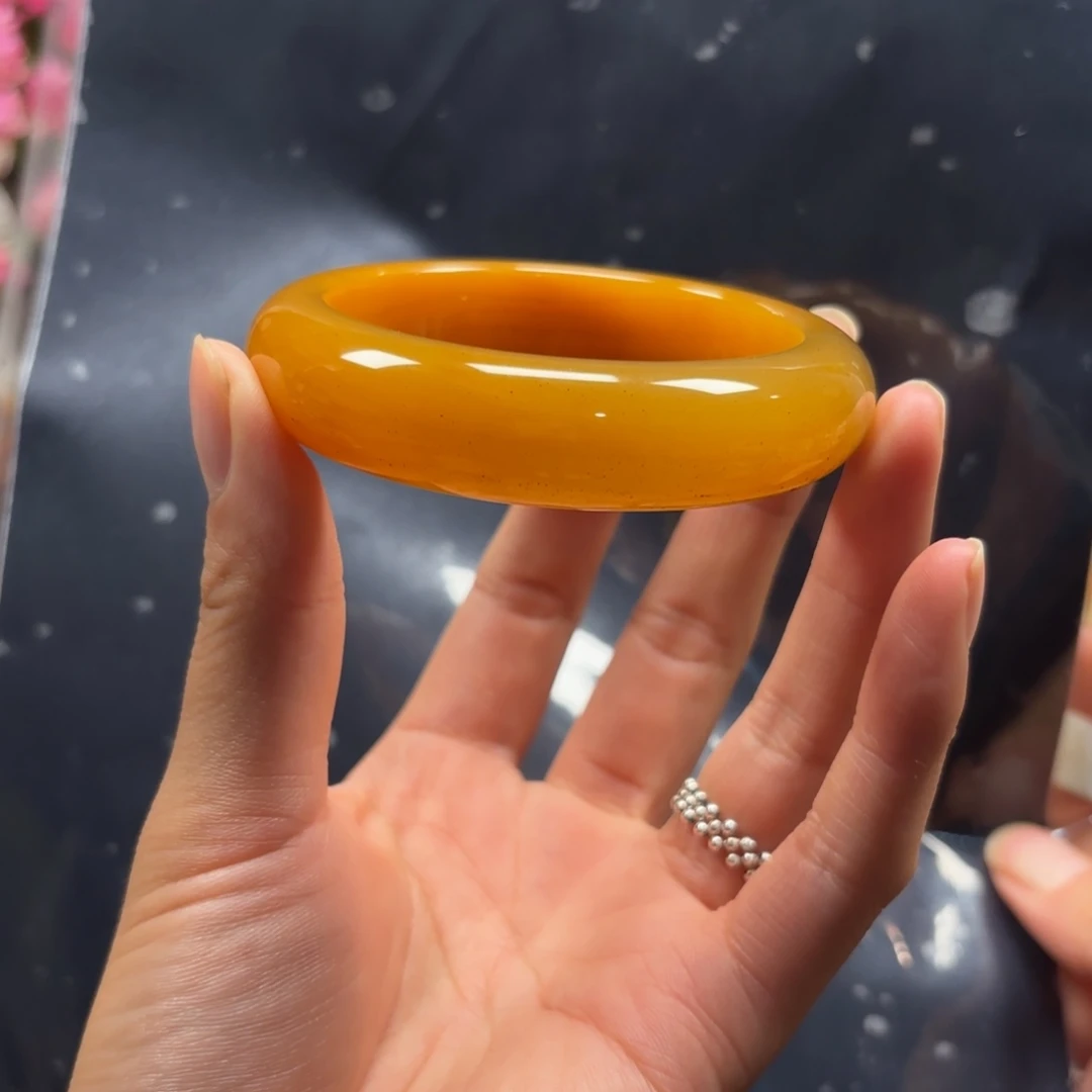 石英质玉（黄龙玉）未镶嵌手镯59