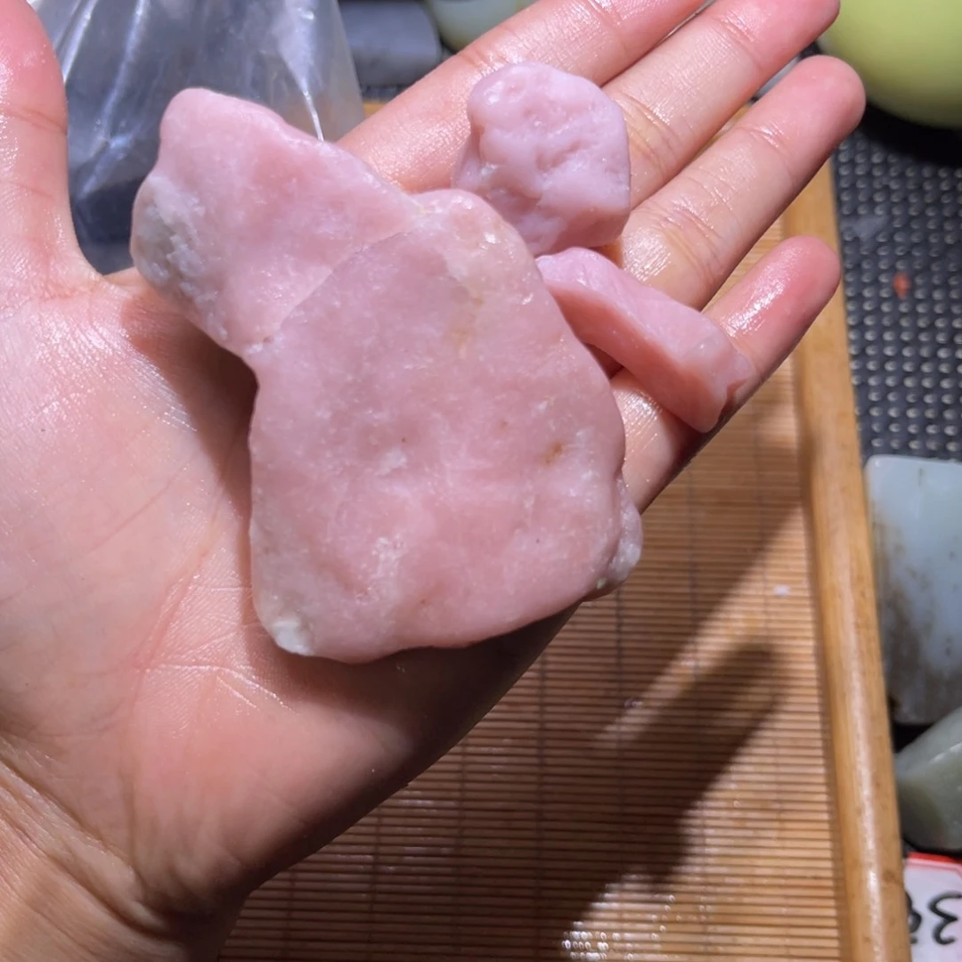 未镶嵌和田玉（糖玉）挂件