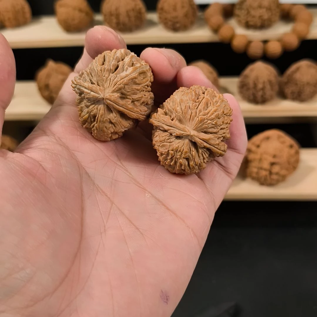 吊坠文玩核桃35白狮子