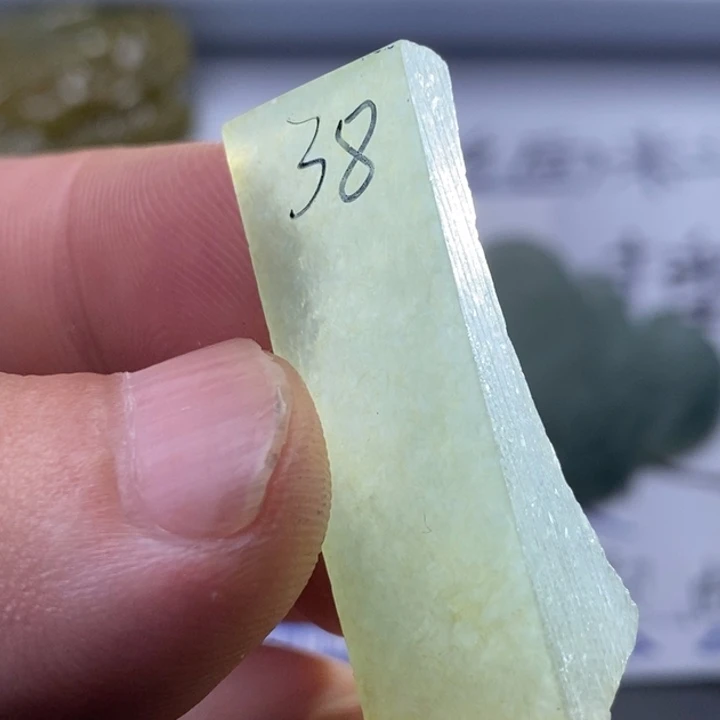 定制翡翠未镶嵌包工