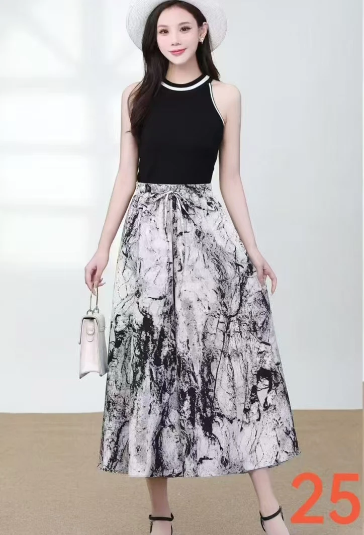 设计感不规则短袖T恤搭配水墨画半身裙夏季新款别致女装