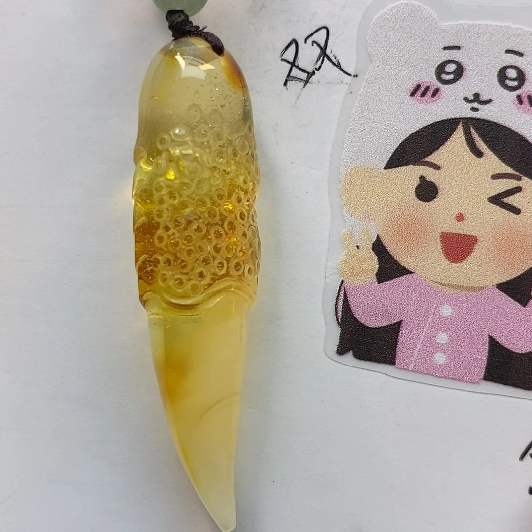 定制琥珀未镶嵌虎牙
