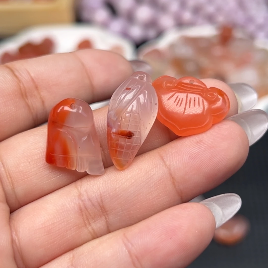 吊坠(不含链)未镶嵌南红玛瑙多样性