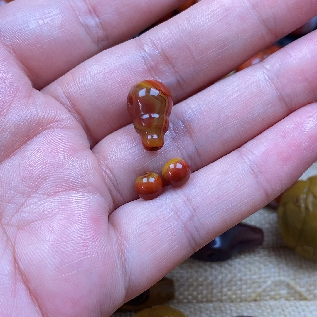 打***头未镶嵌战国红玛瑙玛瑙/玉髓