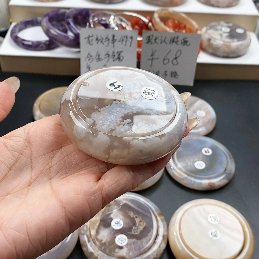 未镶嵌手镯石英质玉59圈，镯心赠送