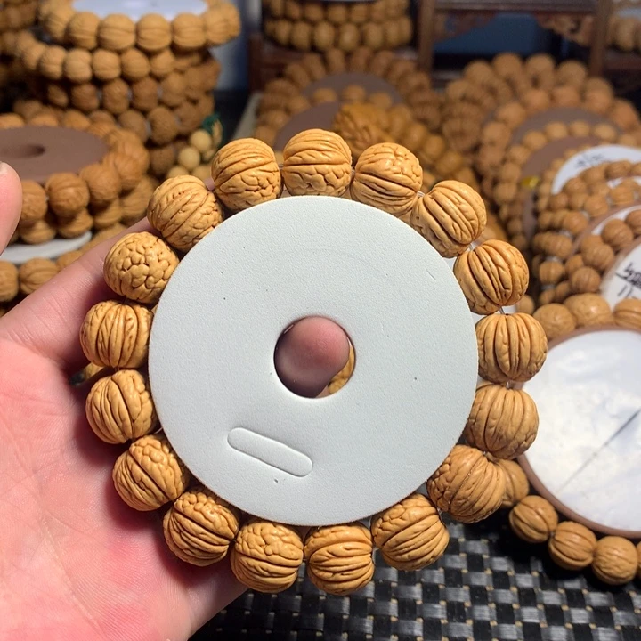 。***。手串桃核9#东北小铁扇