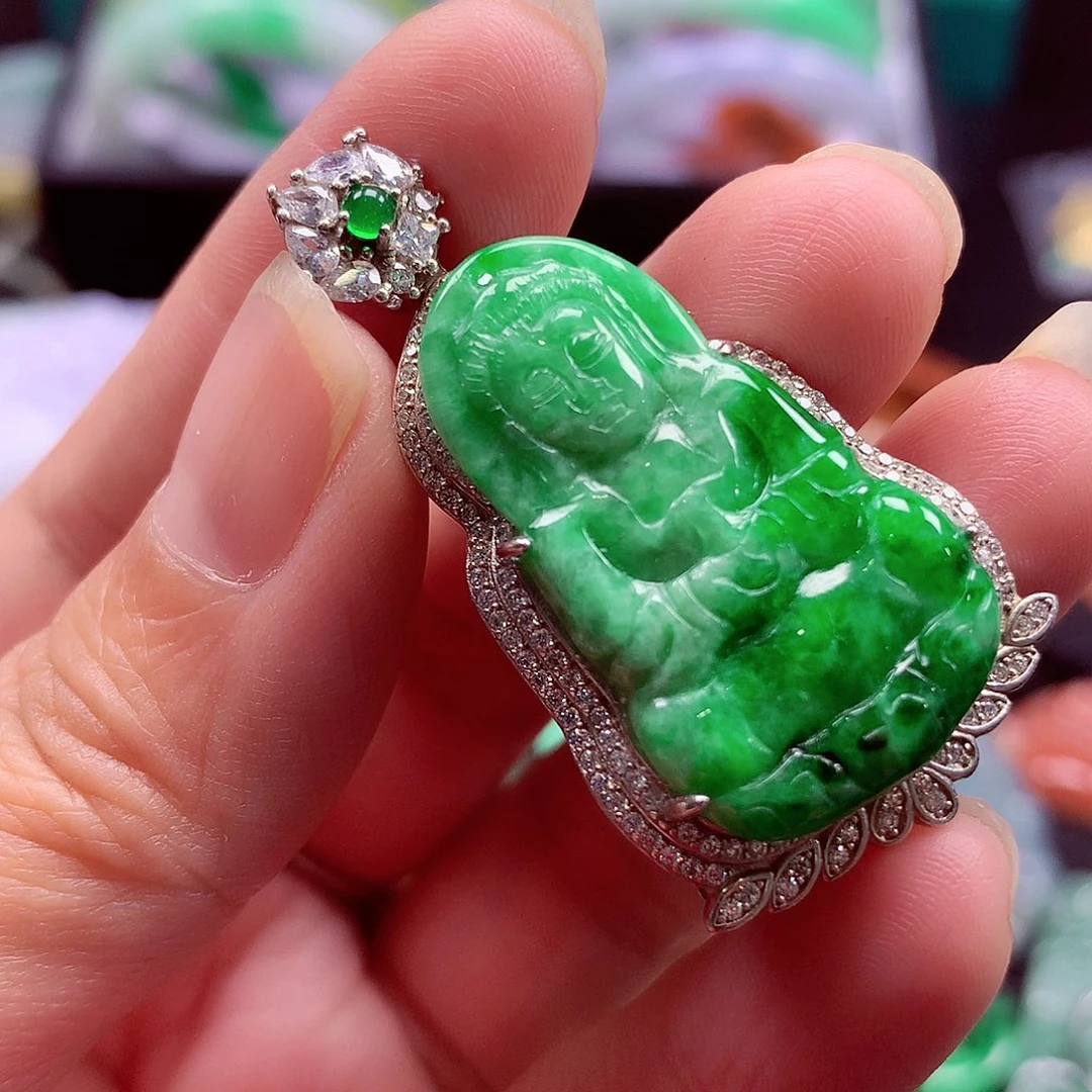 翡翠银S925镶嵌颈饰翡翠