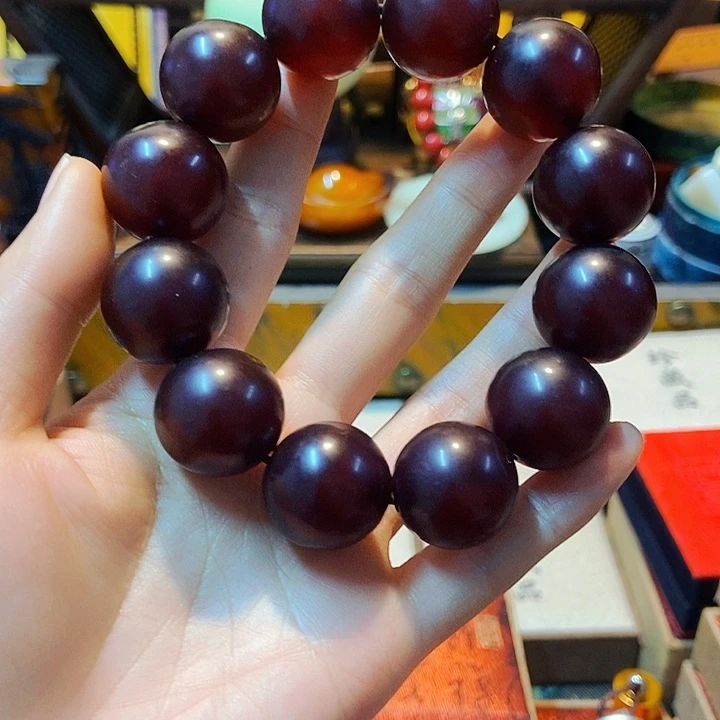 琥珀颈饰未镶嵌主播的节目有多精彩