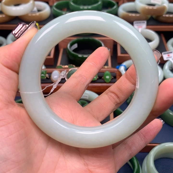 和田玉手镯5859圈口未镶嵌