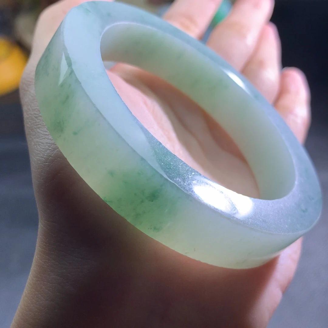 未镶嵌翡翠定制翡翠