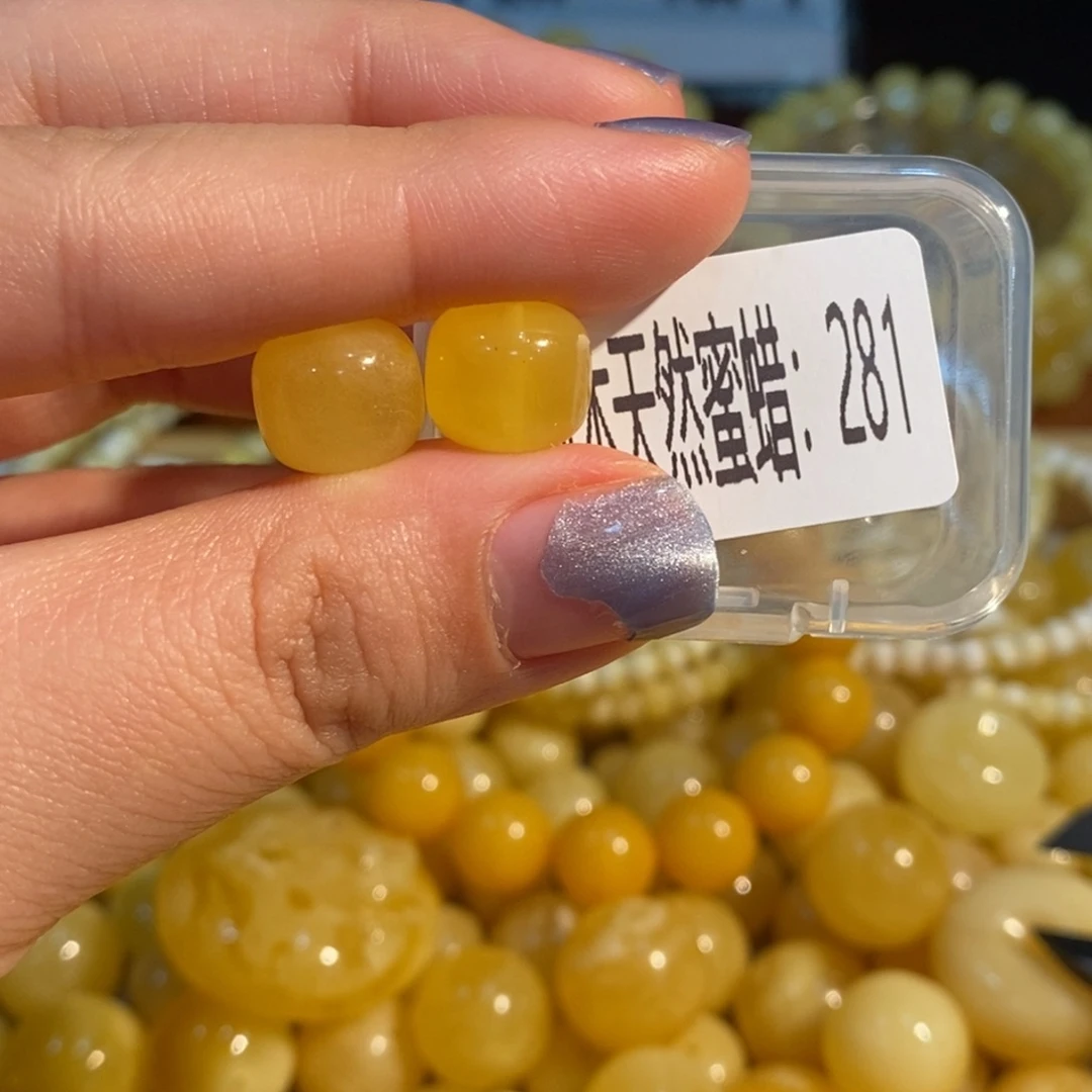 琥珀未镶嵌珠宝奇石281
