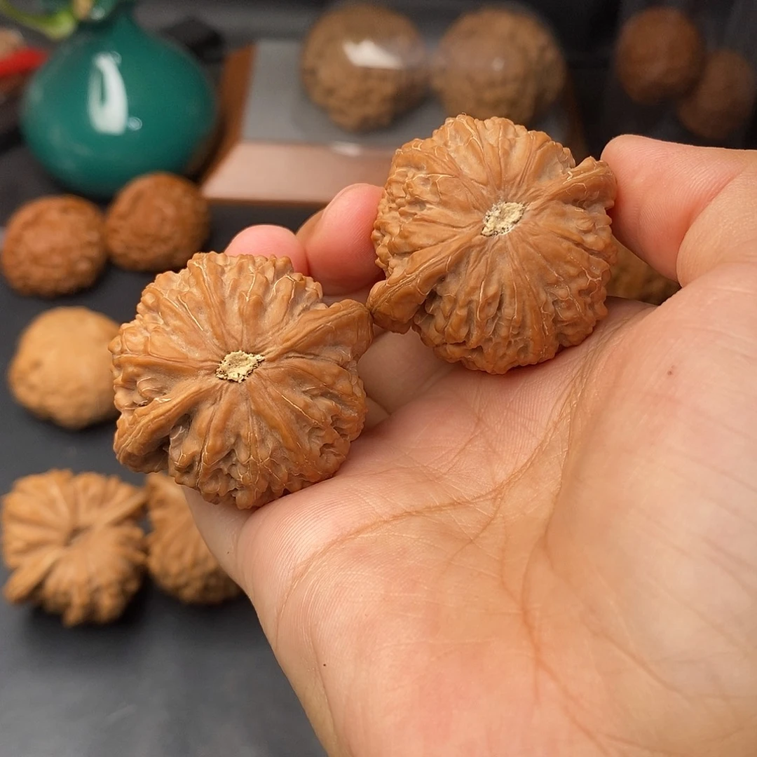 文玩核桃把件金麒麟全品40