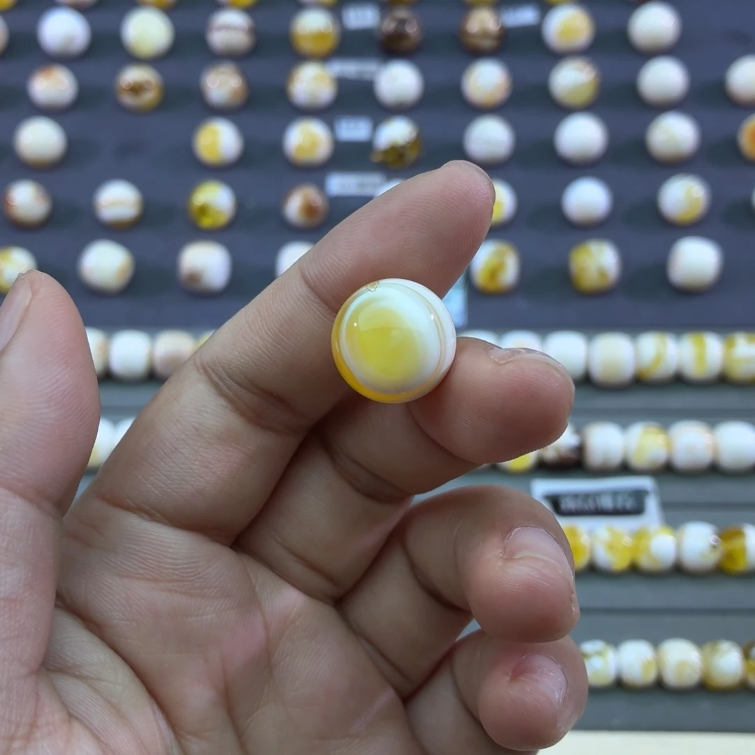 琥珀未镶嵌裸石14.9圆珠