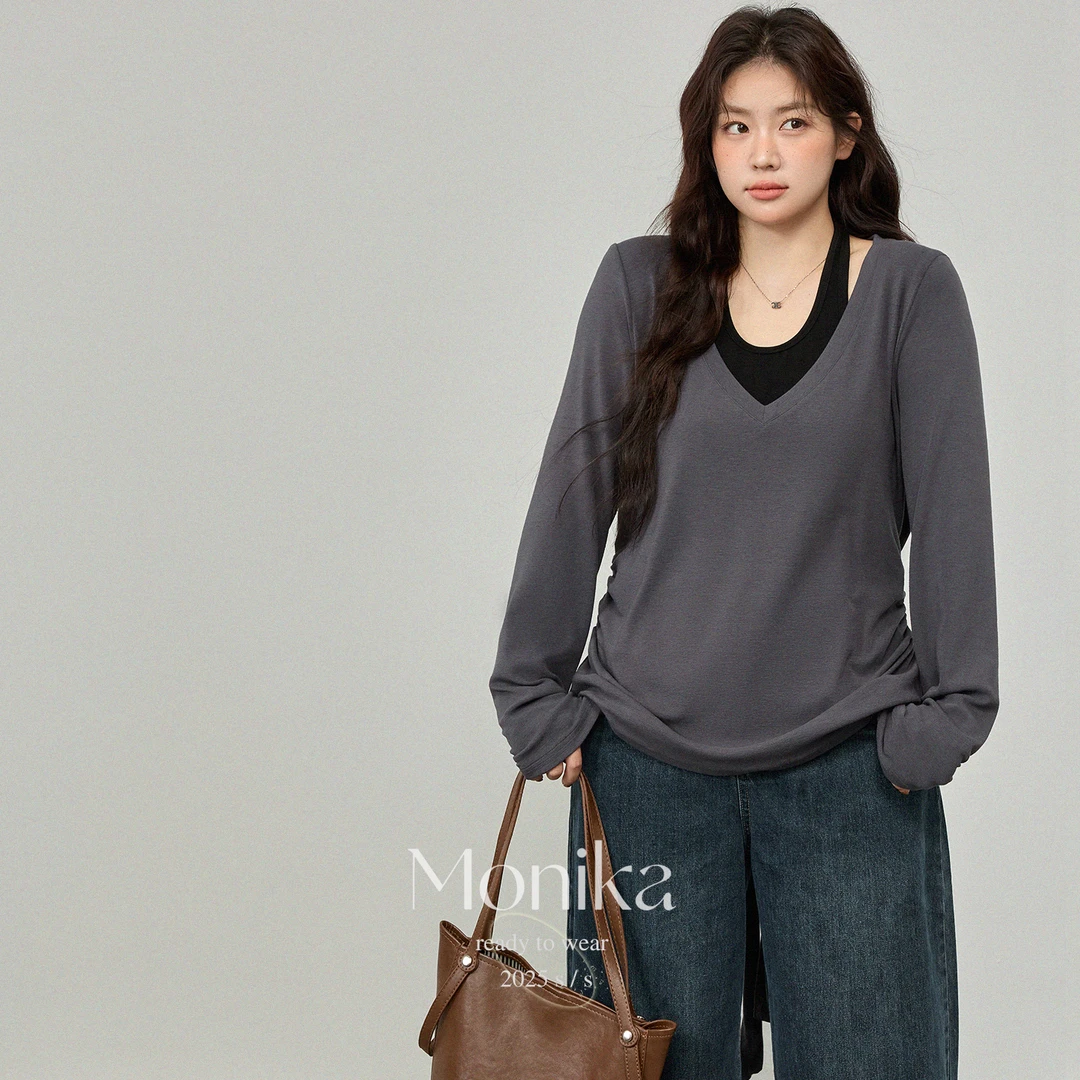 大码女装挂脖设计感V领罩衫遮肉显瘦两件套上衣+牛仔裤5024+18158