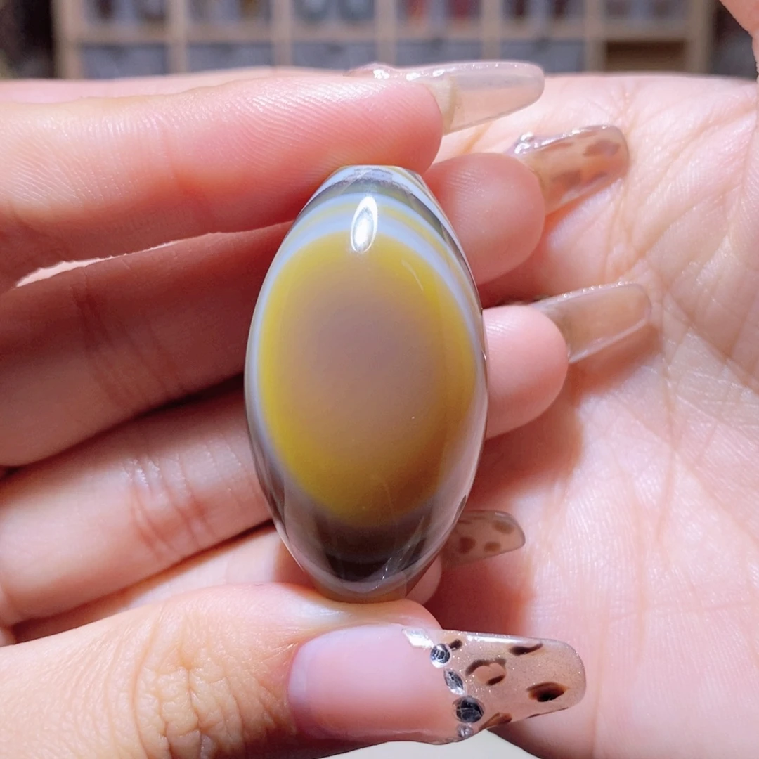 嘎***蛋玛瑙/玉髓未镶嵌颈饰