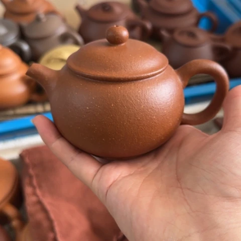 茶壶紫砂金降坡泥200cc