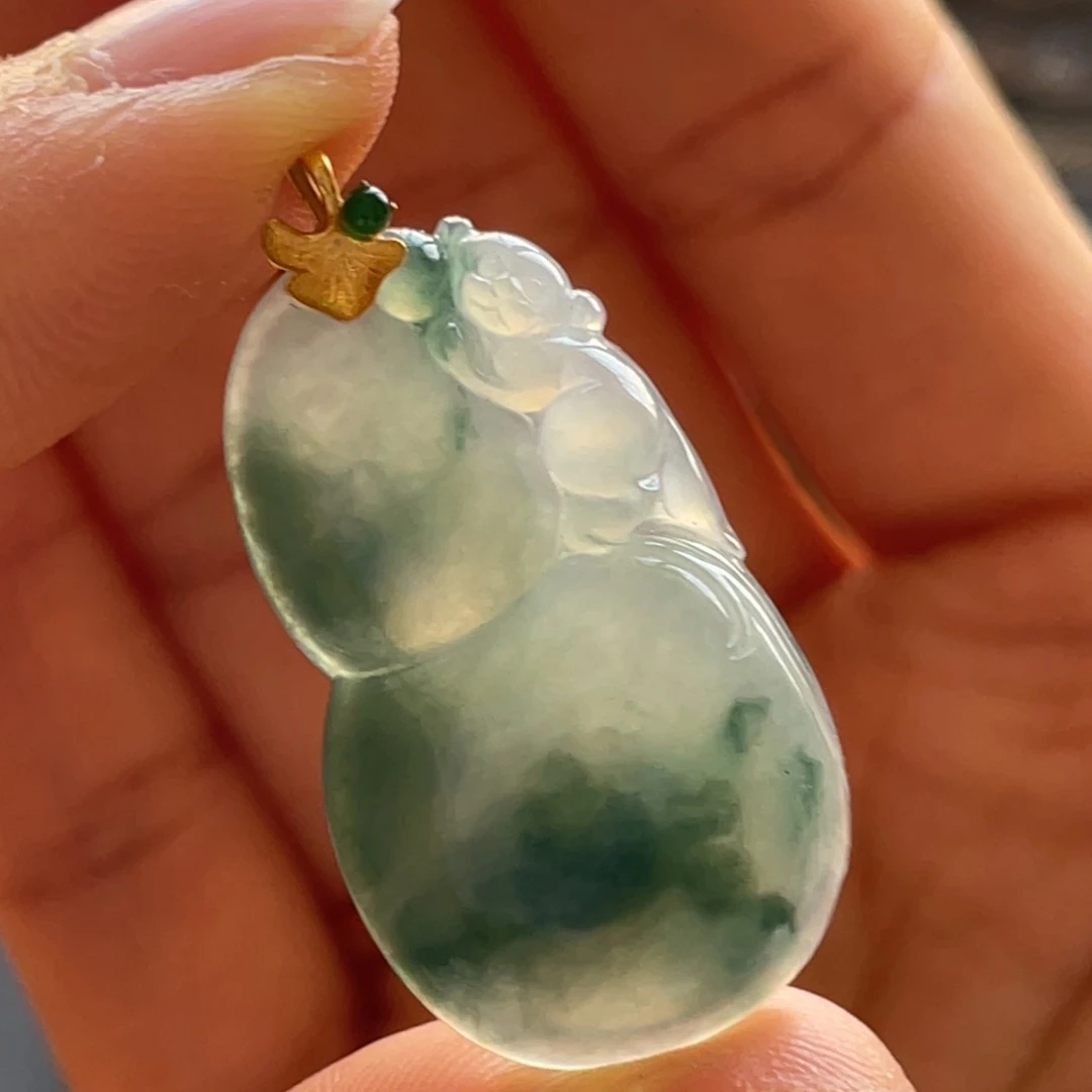 翡翠颈饰18K金镶嵌葫芦