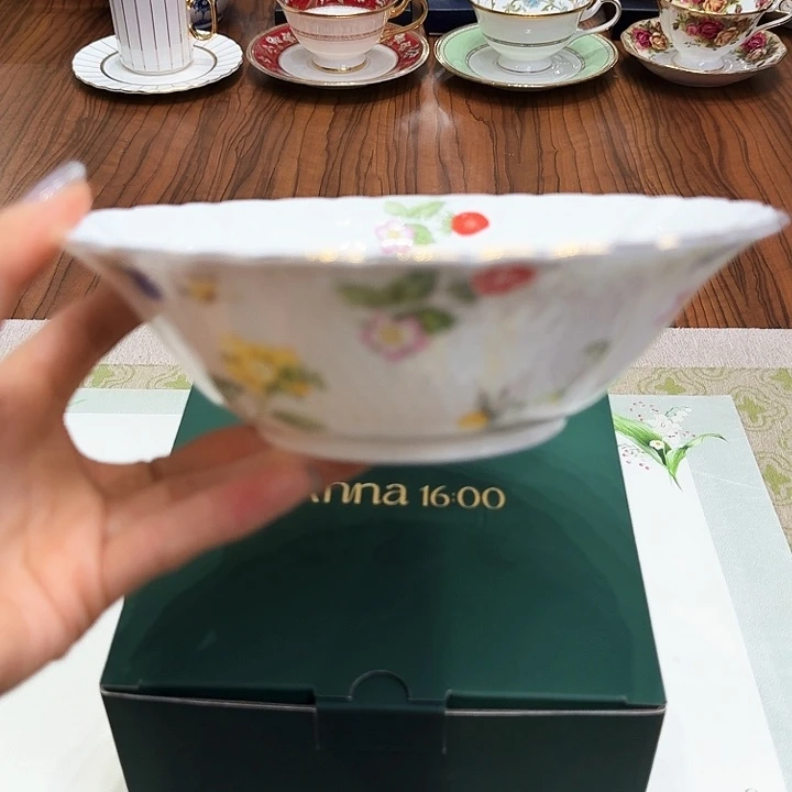 瓷片杯子杯子杯子水杯杯子水杯