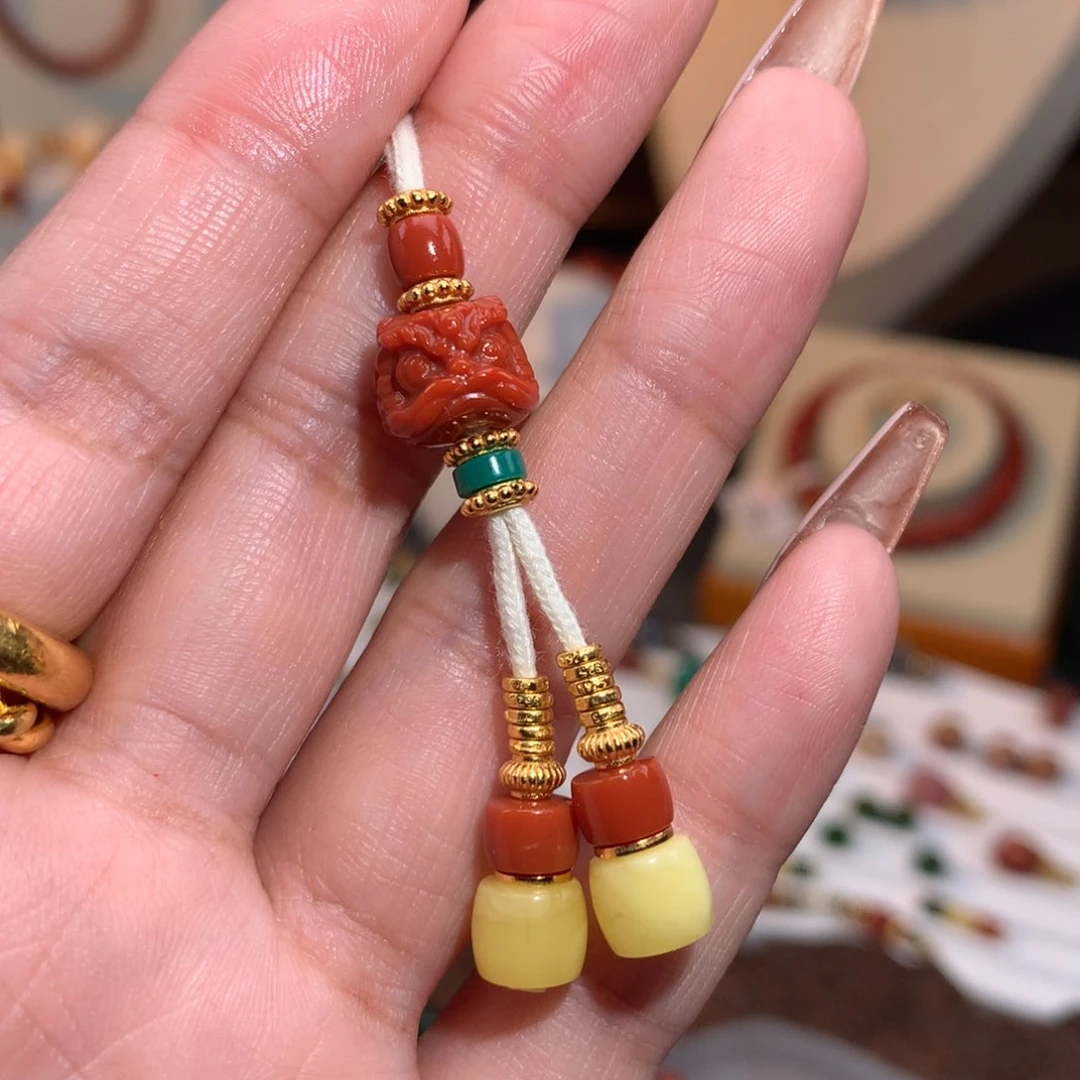 南红玛瑙颈饰未镶嵌