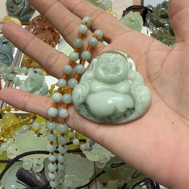 蛇纹石玉吊坠未镶嵌