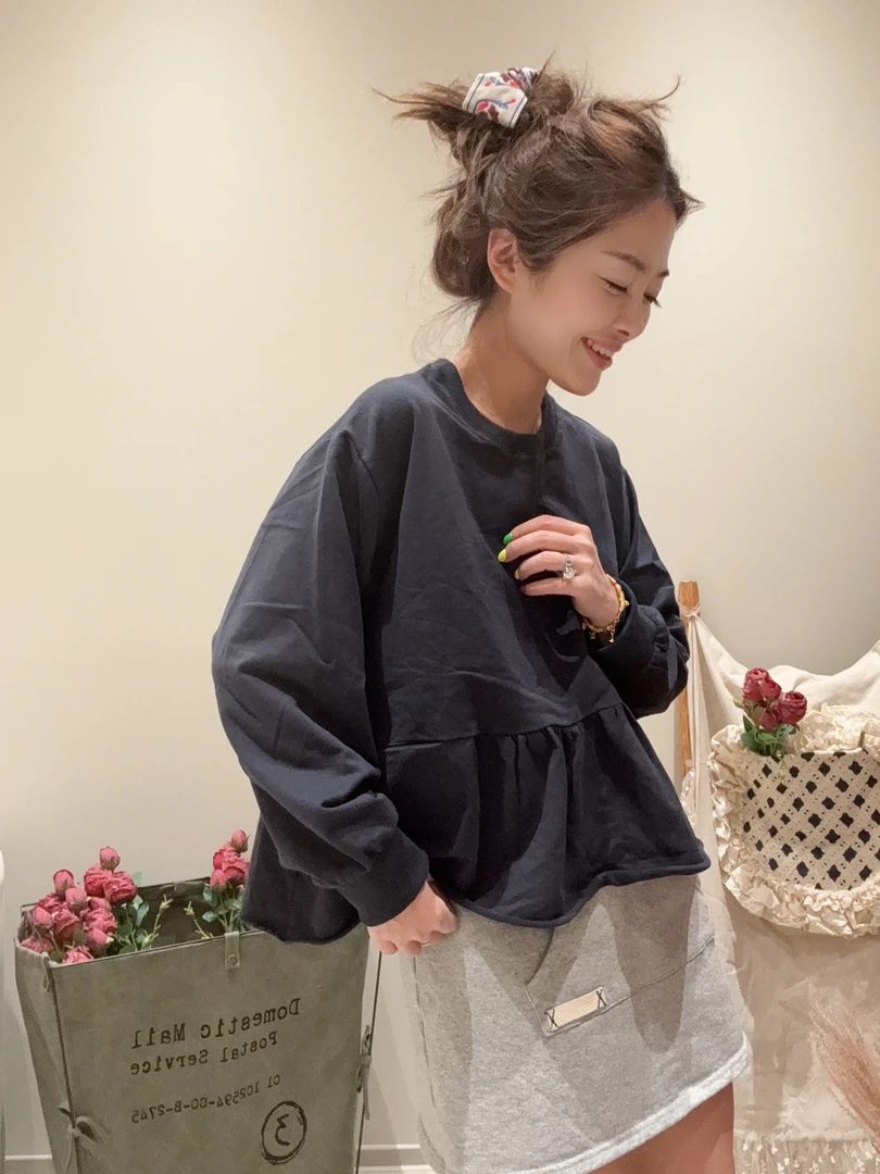 夏小朵 纯色花边娃娃长袖T恤 时尚简约休闲百搭宽松圆领长袖T恤