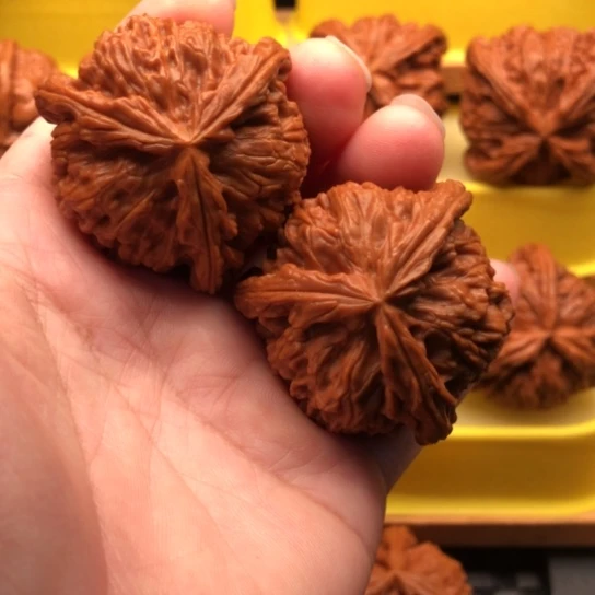 重***生文玩核桃吊坠核桃