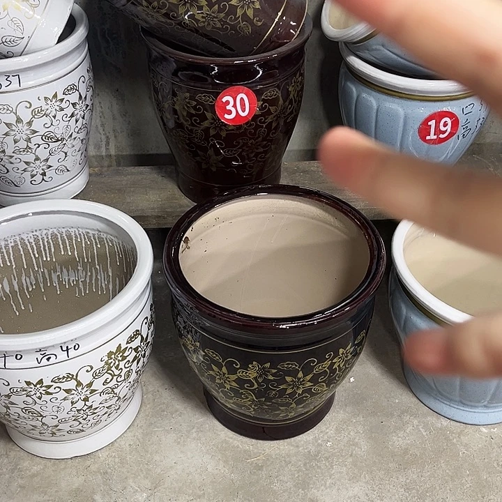 陶瓷大花盆一套三个