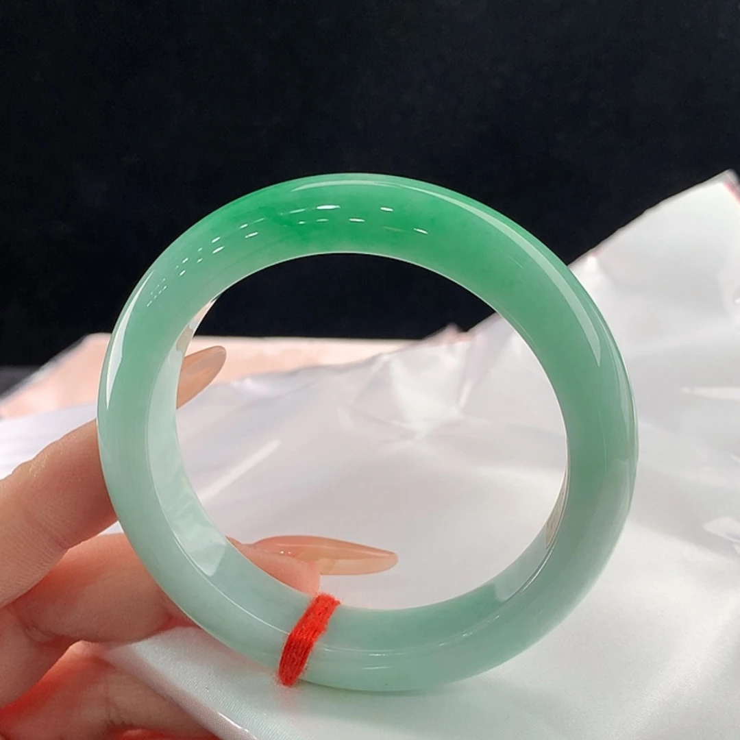 【闪购商品】未镶嵌手镯翡翠55.5，55/56