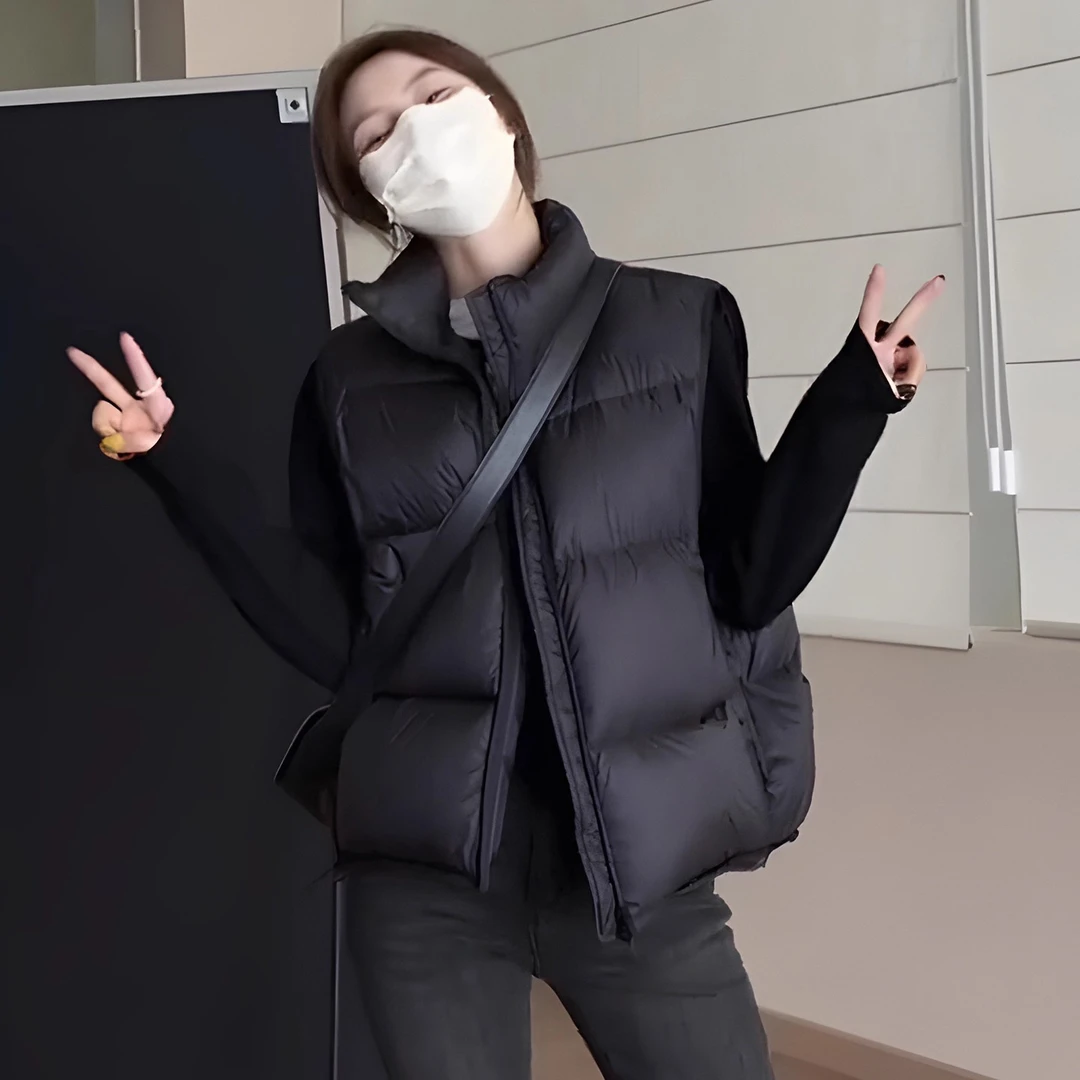 百搭时尚羽绒背心女秋冬季新款休闲上衣韩版宽松白鸭绒马甲外套