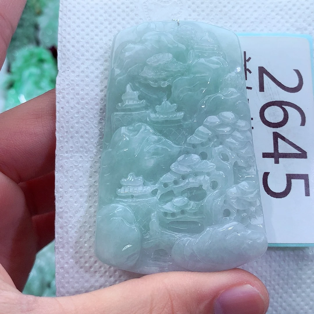 吊坠(不含链)未镶嵌翡翠