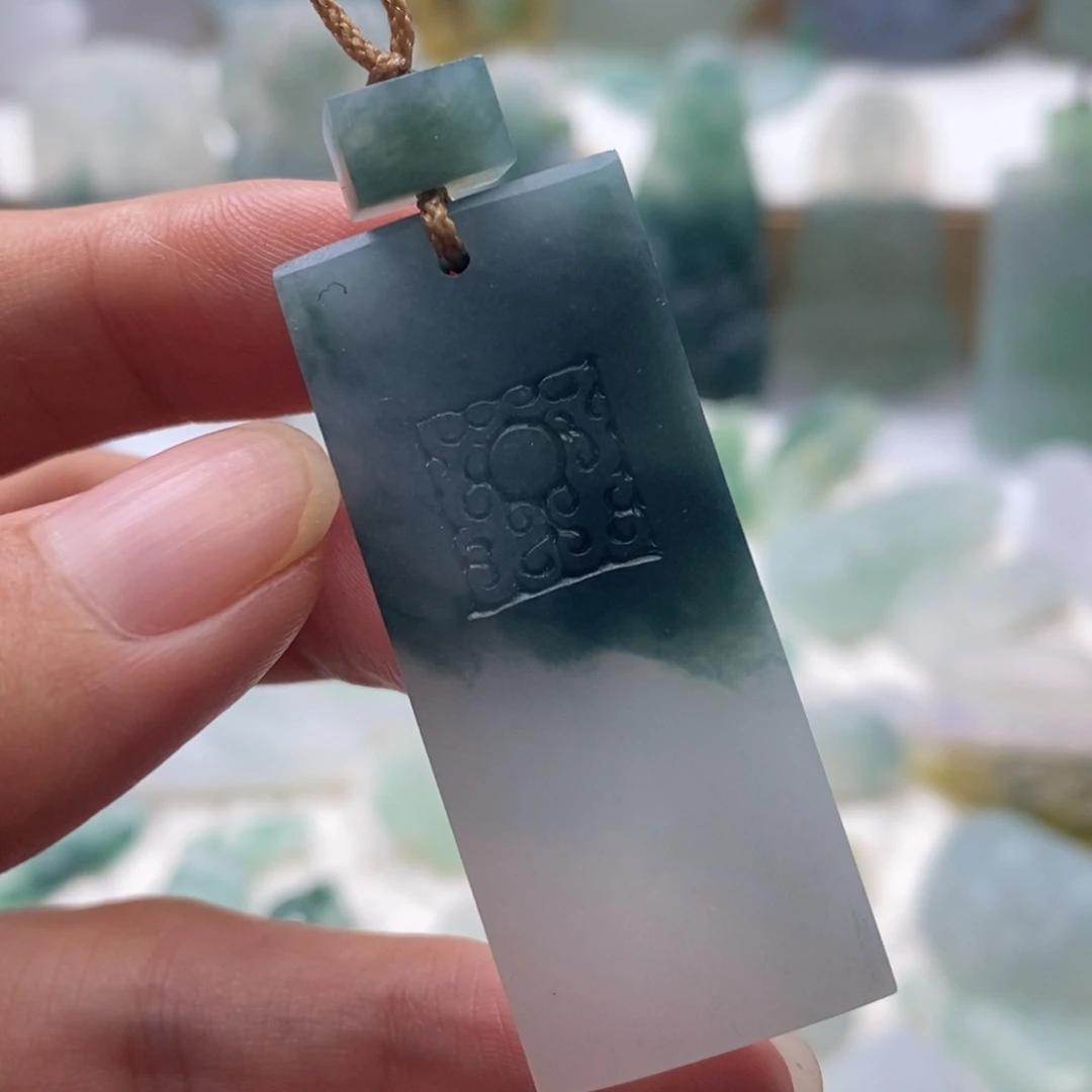 未镶嵌定制翡翠毛货无鉴赏期