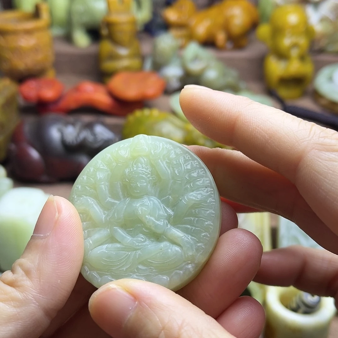 白玉菩提吊坠2。。