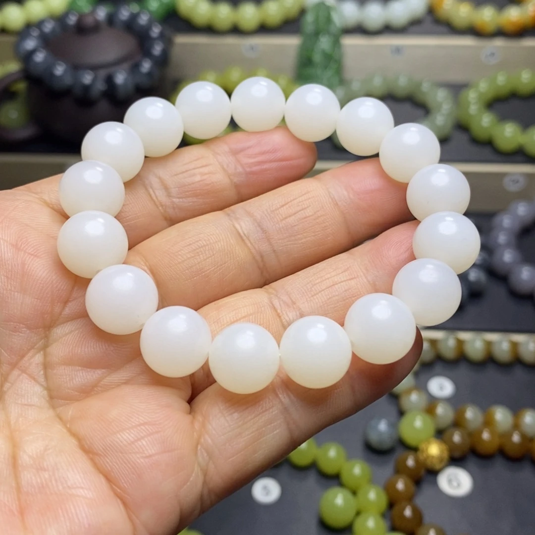 和田玉未镶嵌手串